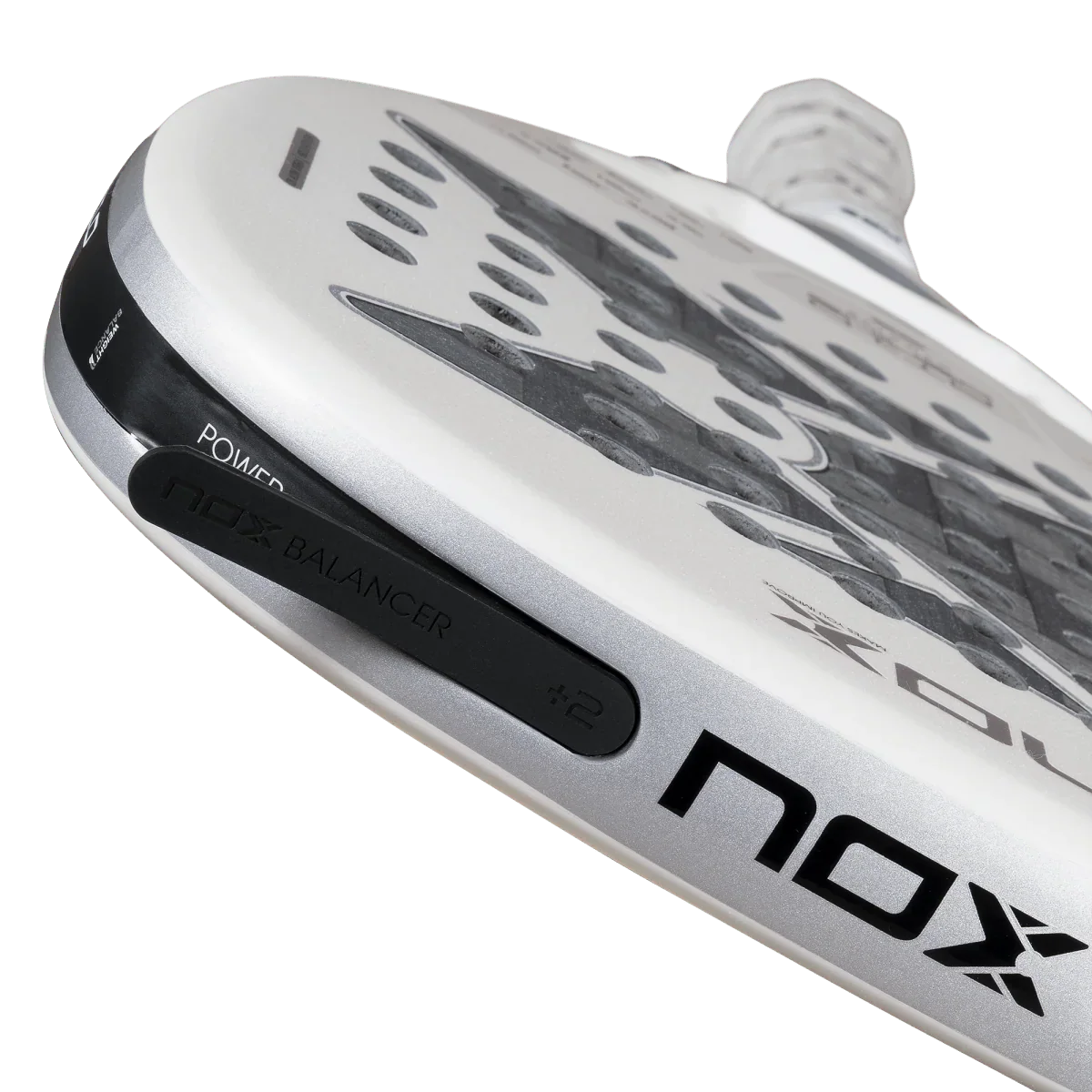 Raquette de padel Nox AT10 Luxury Genius Attack 12K Alum XTREM 2026 by Agustín Tapia – Image 4