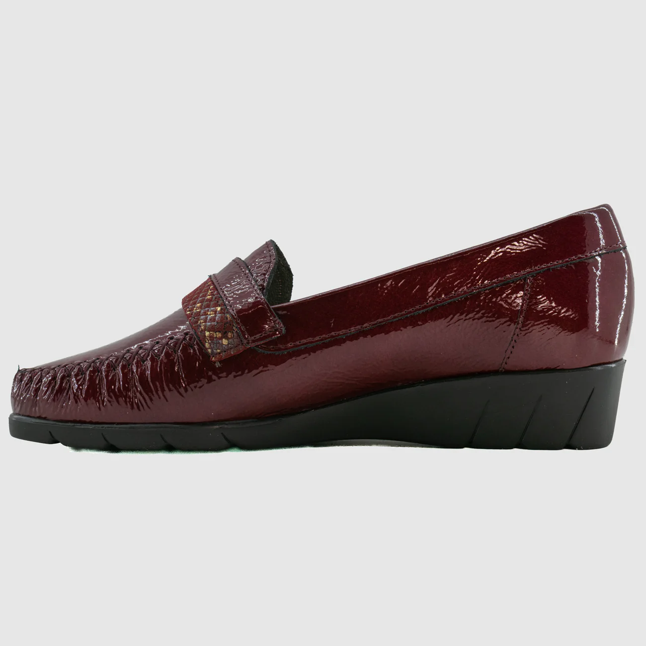 Pedi Girl - LOFEN Bordeaux Cuir Vernis - Sport – Image 3
